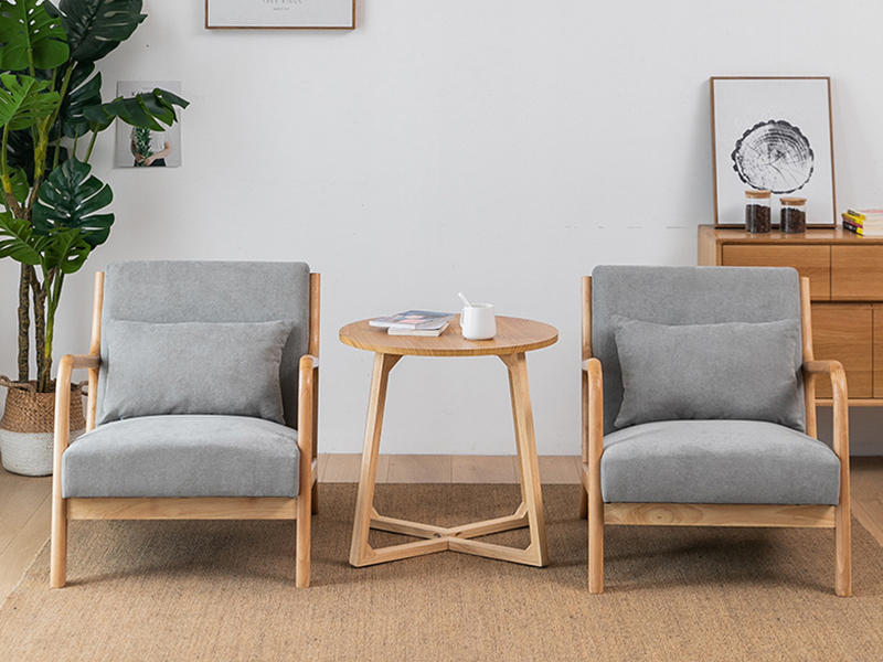 Moderne lær-følelsesstol med trearmer, stue stol, innendørs møbler YQ-K2001